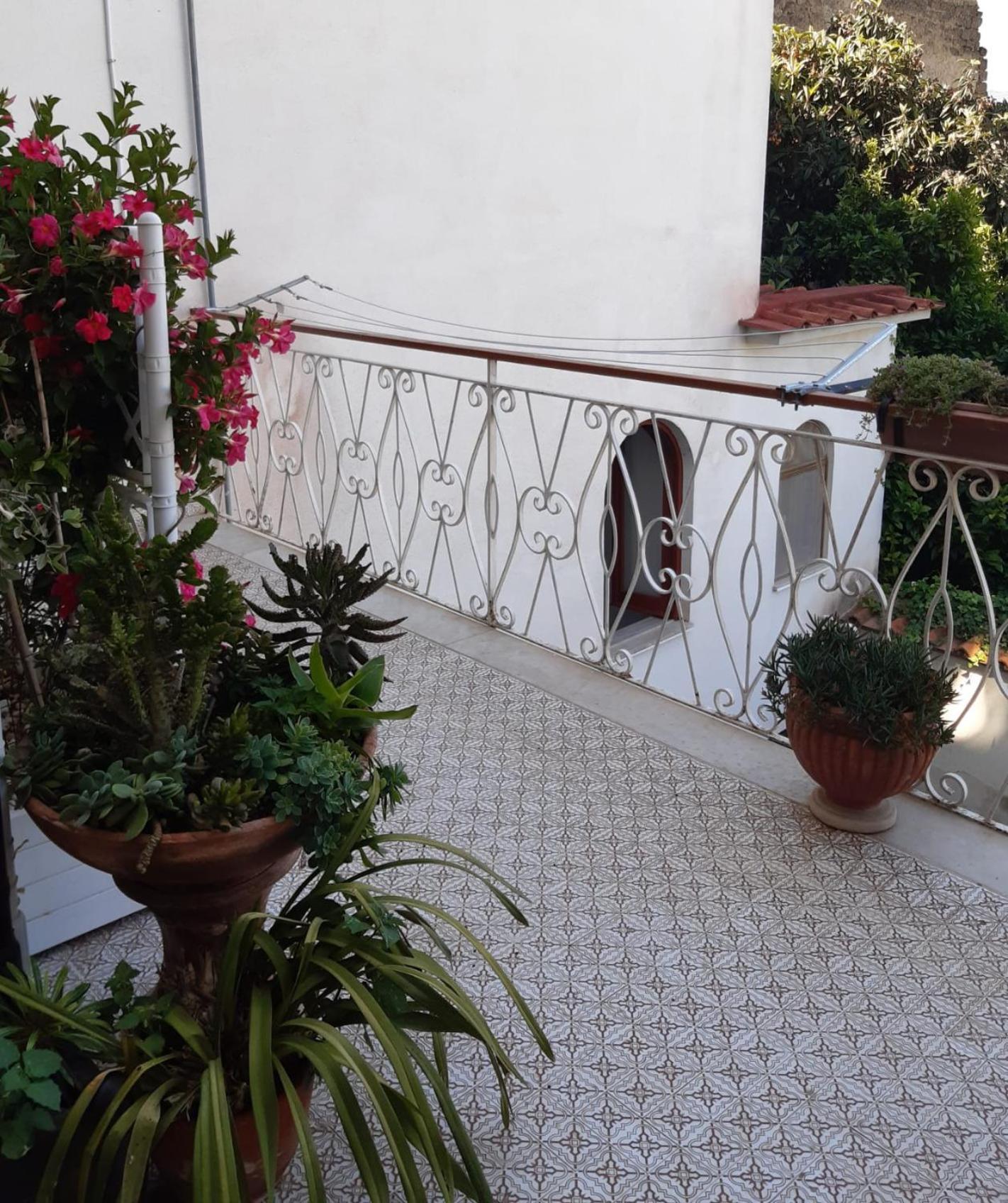 La Casa Di Rosa - Casa Vacanze ميتا المظهر الخارجي الصورة